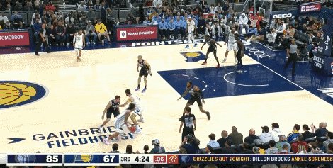 竞技宝-满弓隔扣完成29队扣篮收集 莫兰特：生涯最佳一扣！